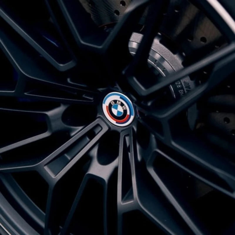 4-Piece Floating Wheel Center Caps 56/68 mm – Replacement Hub Caps for BMW E90, E92, F30, F10, F11, F25, E70, E83, F04 Series